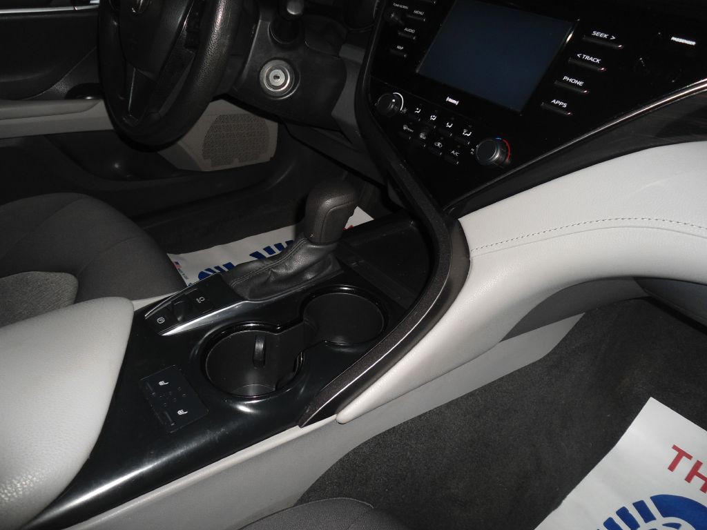 2020 Toyota Camry Image 15