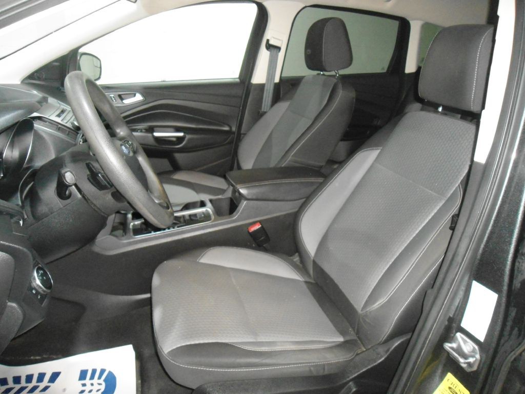 2017 Ford Escape Image 8