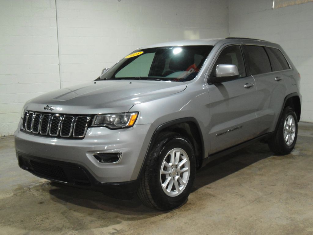 2018 Jeep Grand Cherokee Image 2