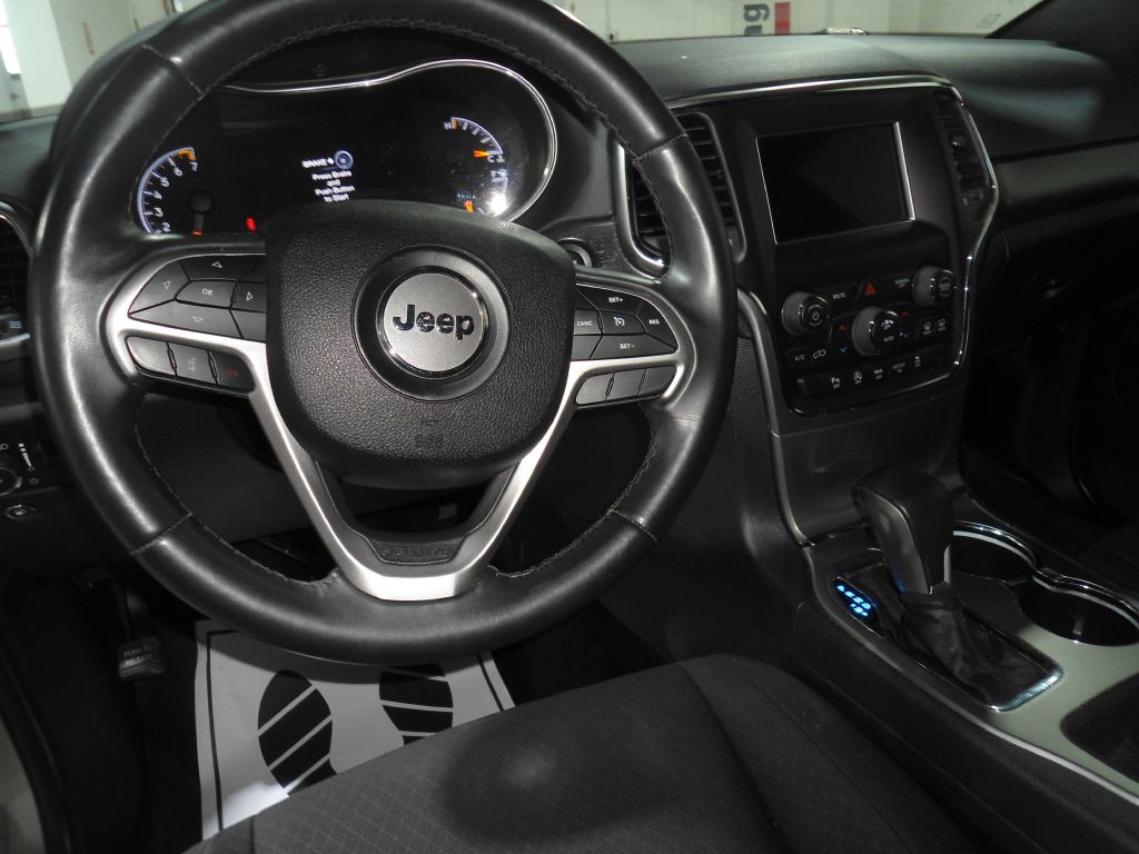 2018 Jeep Grand Cherokee Image 8