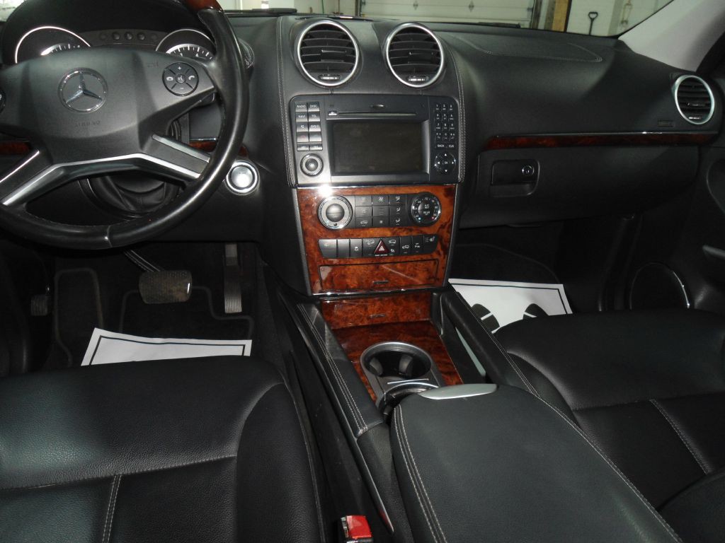 2012 Mercedes-Benz GL-Class Image 14