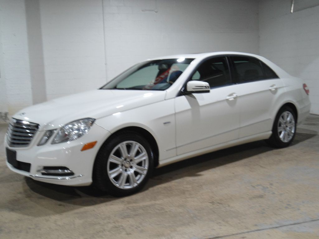 2012 Mercedes-Benz E-Class Image 2