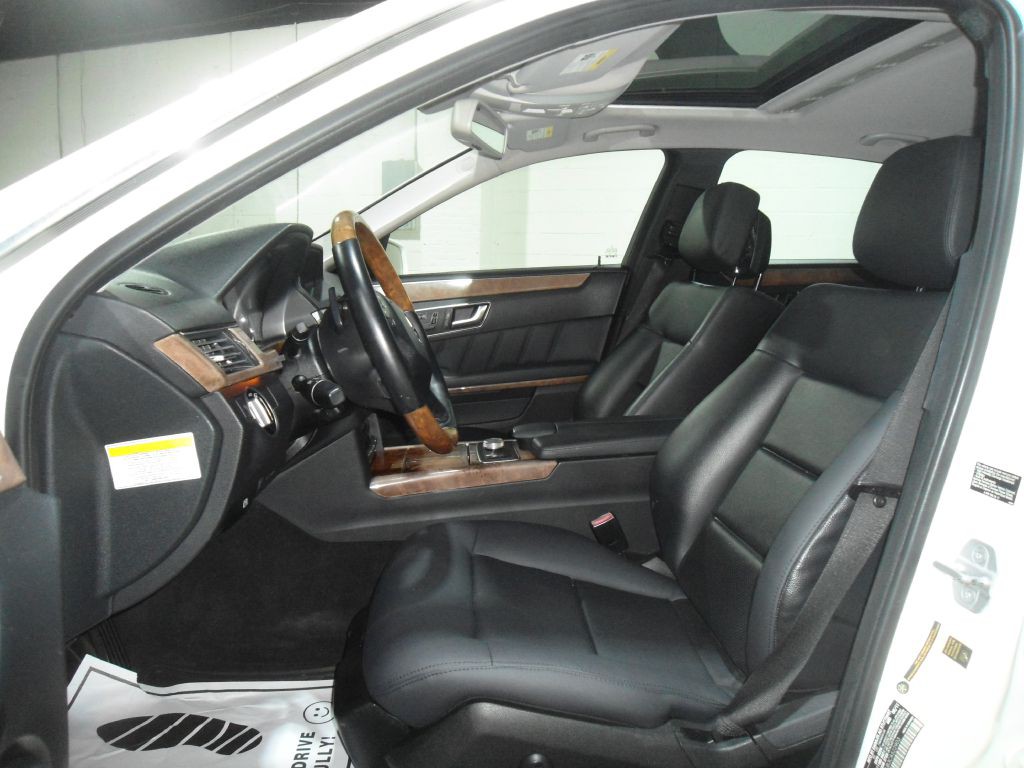 2012 Mercedes-Benz E-Class Image 8