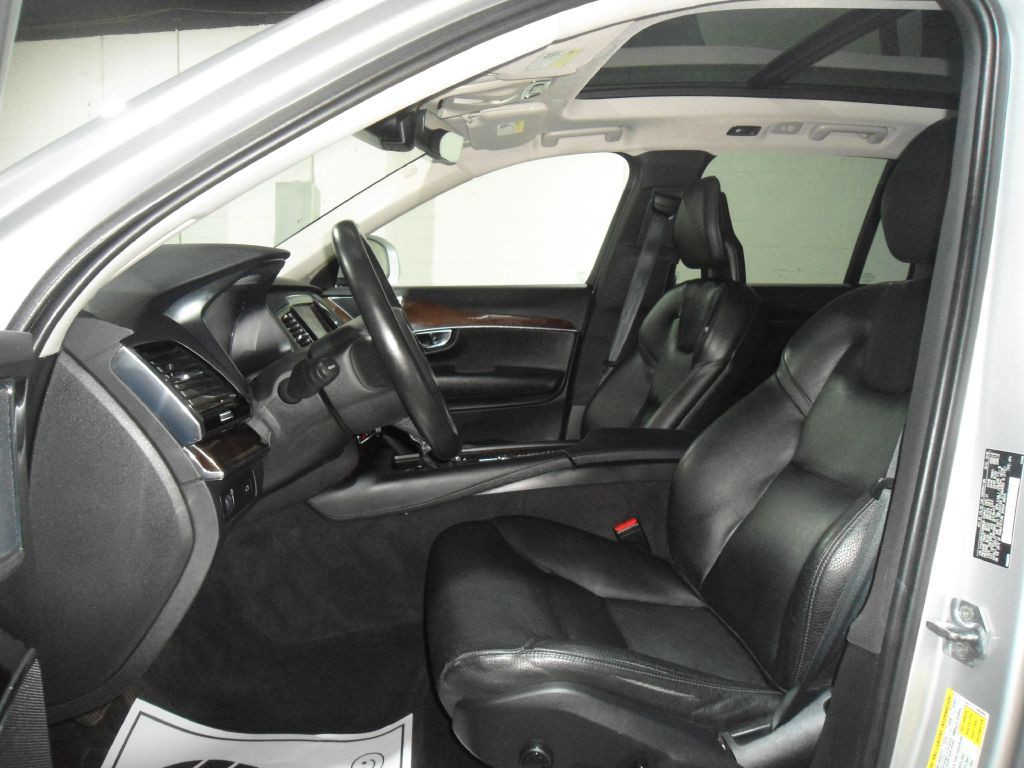 2016 Volvo XC90 Image 7