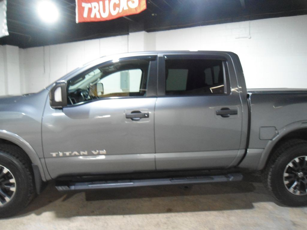 2018 Nissan Titan Image 5