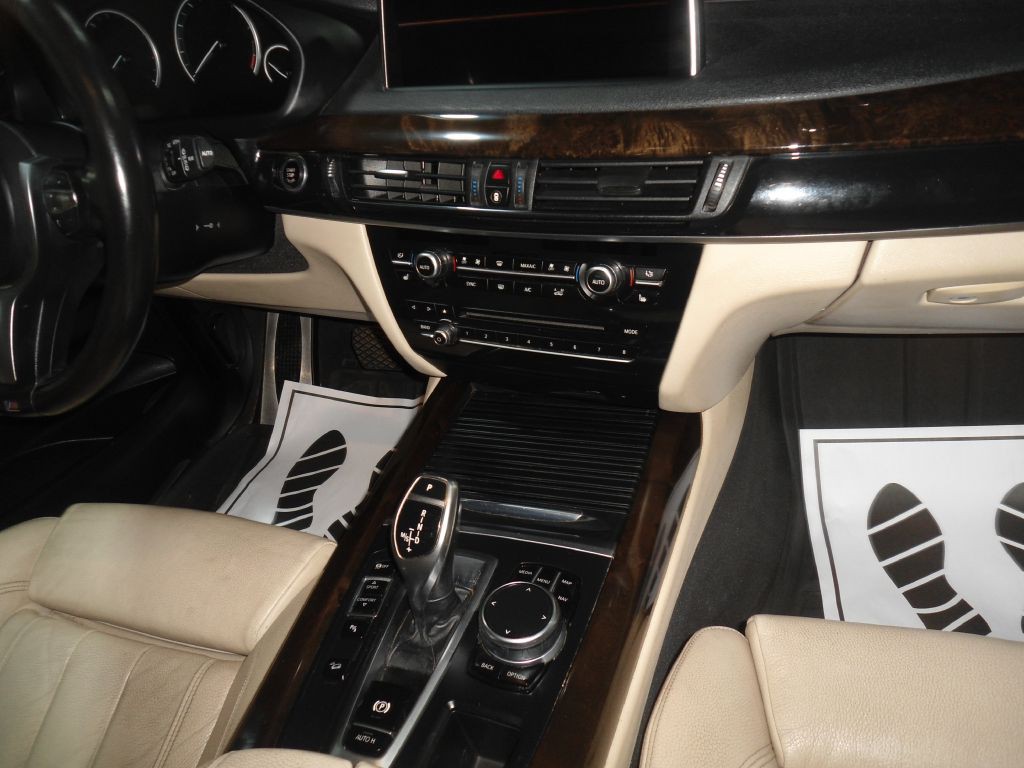 2018 BMW X5 Image 19