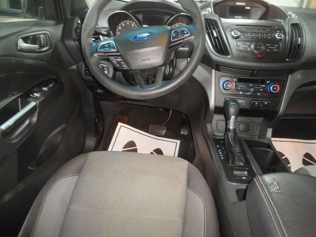 2017 Ford Escape Image 10