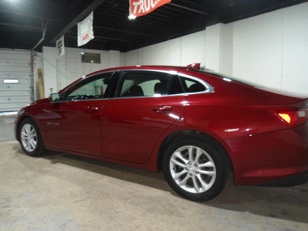 2018 Chevrolet Malibu Image 7
