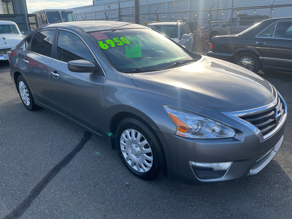 2015 Nissan Altima Image 3