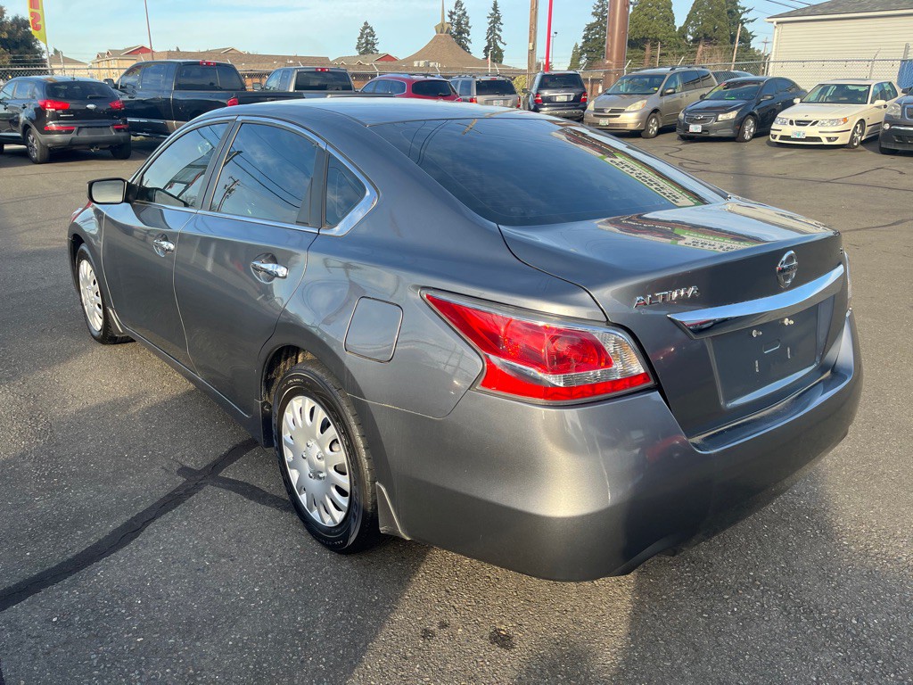 2015 Nissan Altima Image 6