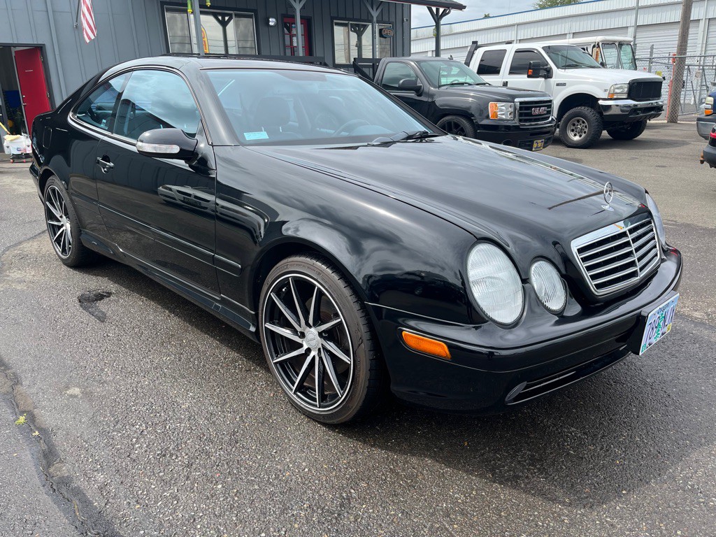2002 Mercedes-Benz CLK-Class Image 5