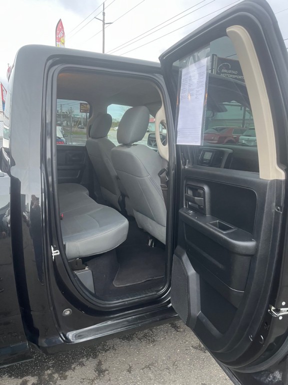 2017 RAM 1500 Image 8