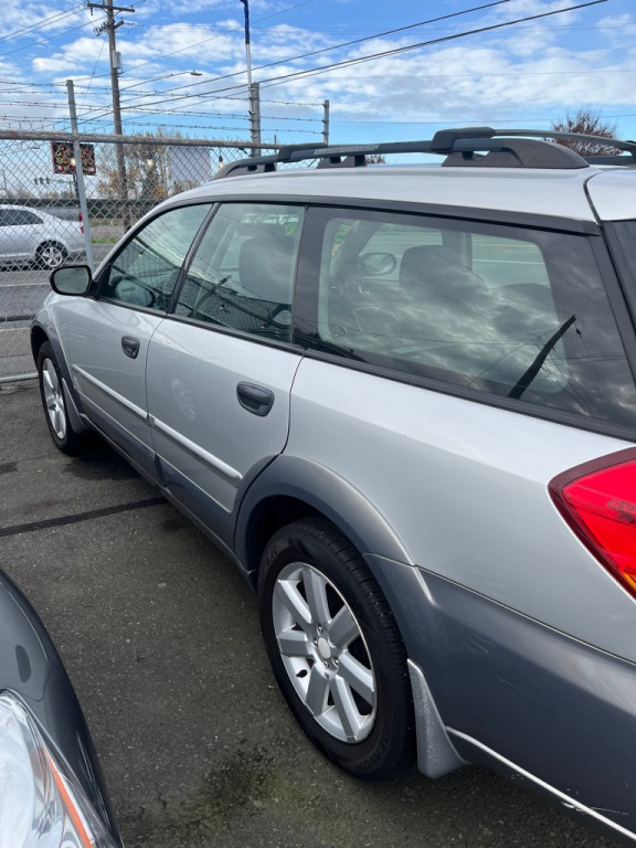 2006 Subaru Outback Image 2