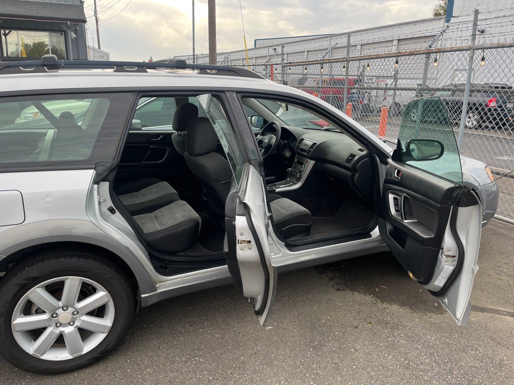 2006 Subaru Outback Image 4
