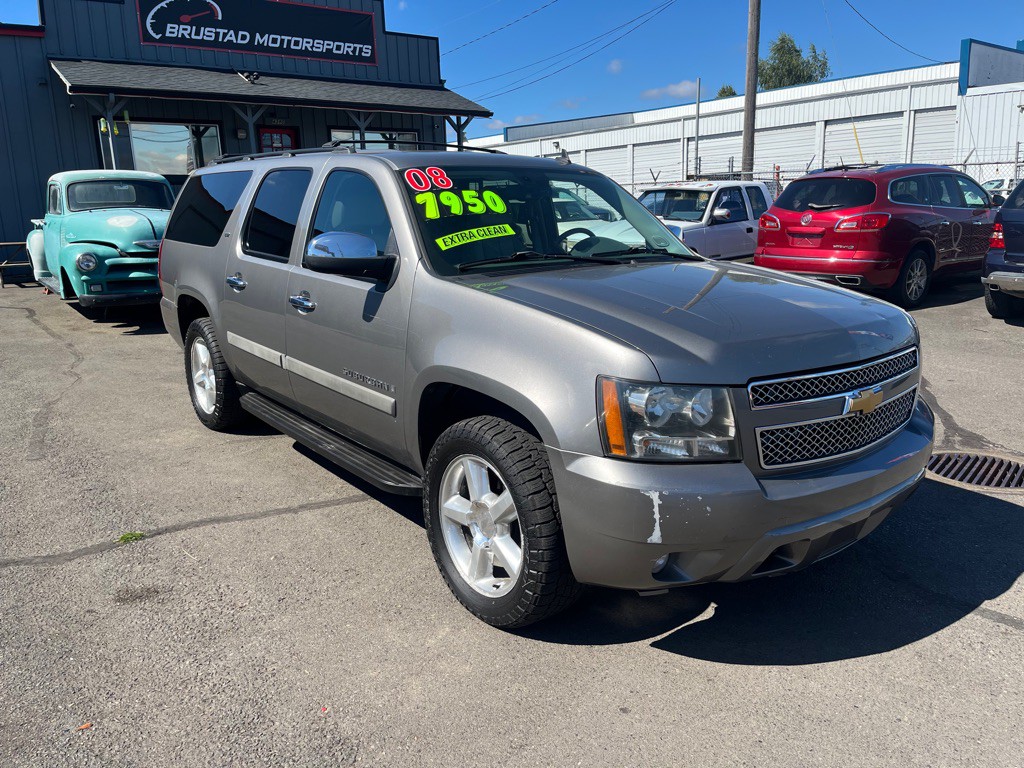 2008 Chevrolet Suburban Image 12