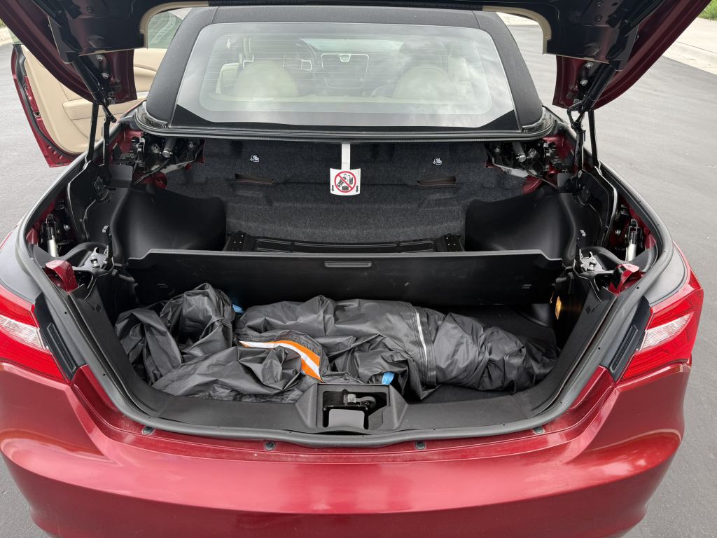 2013 Chrysler 200 Image 16
