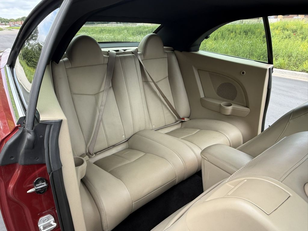 2013 Chrysler 200 Image 18