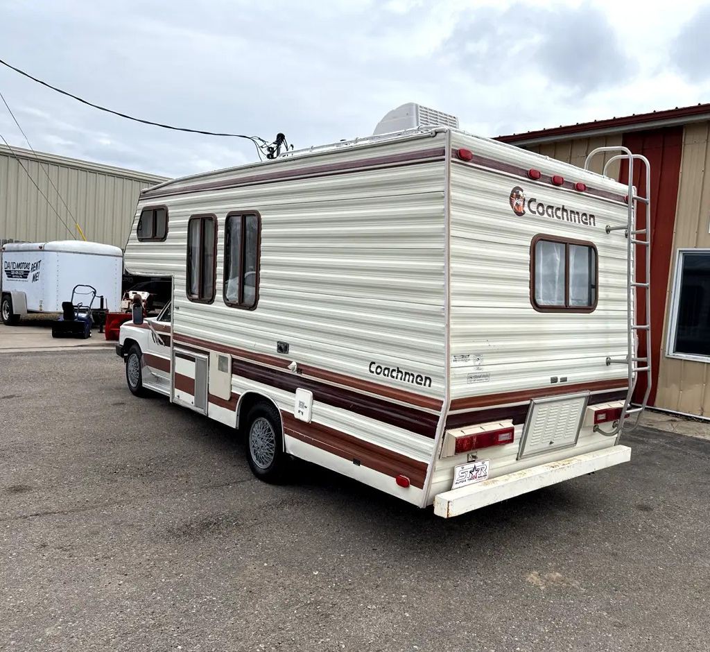 1985 Toyota Pickup Commercial / Camper Image 4