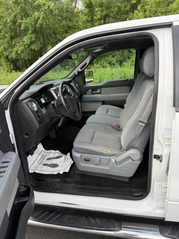 2013 Ford F-150 Image 9