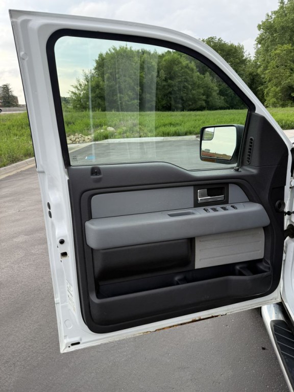 2013 Ford F-150 Image 10