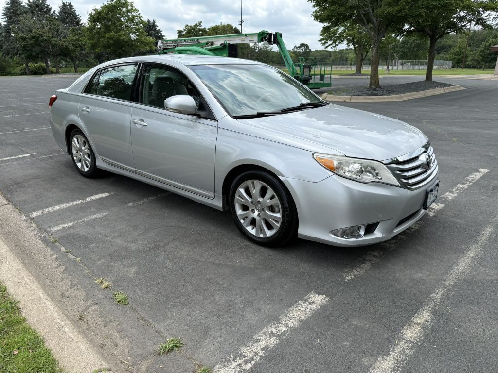 2012 Toyota Avalon Image 5