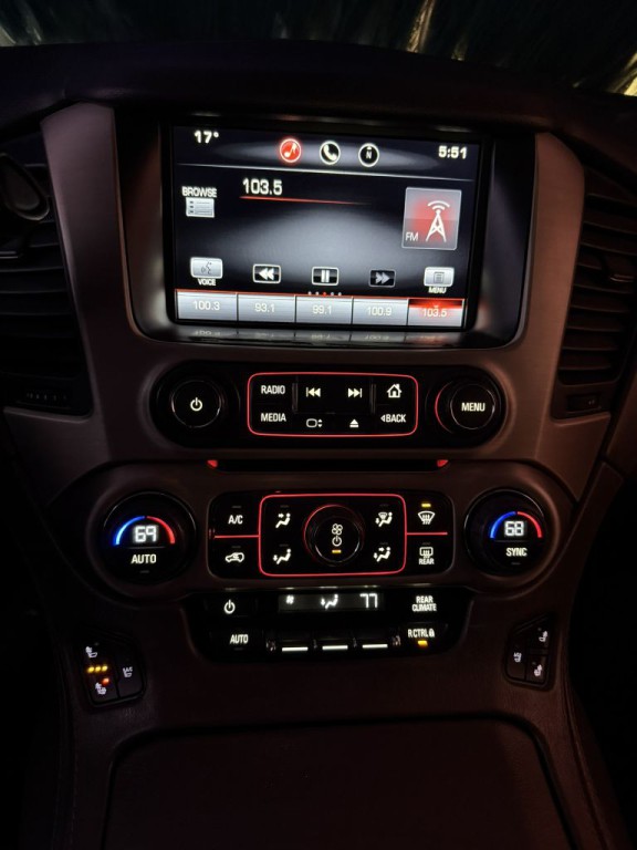 2015 GMC Yukon Image 9