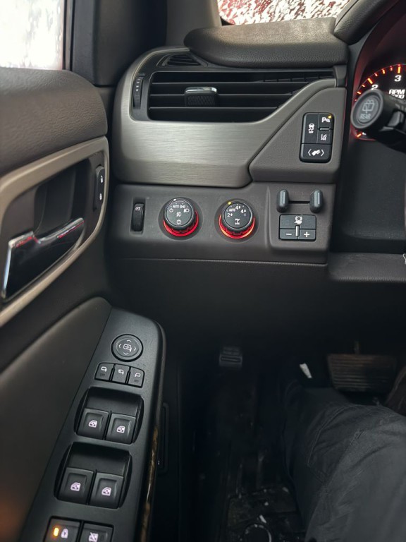 2015 GMC Yukon Image 10