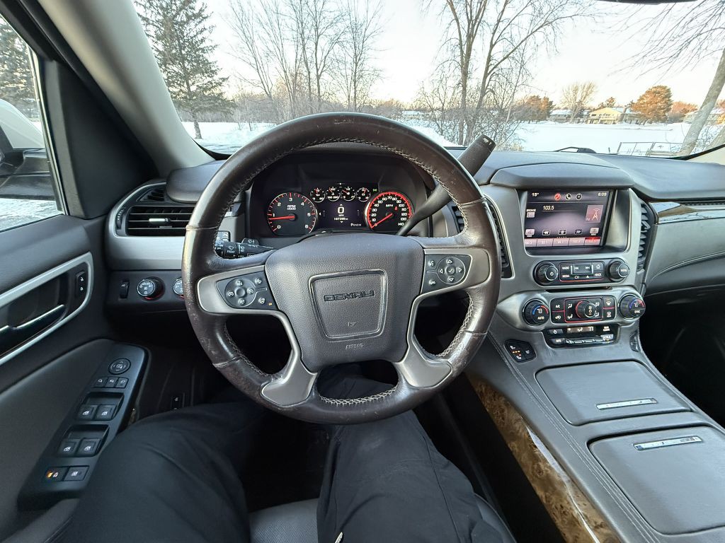 2015 GMC Yukon Image 18