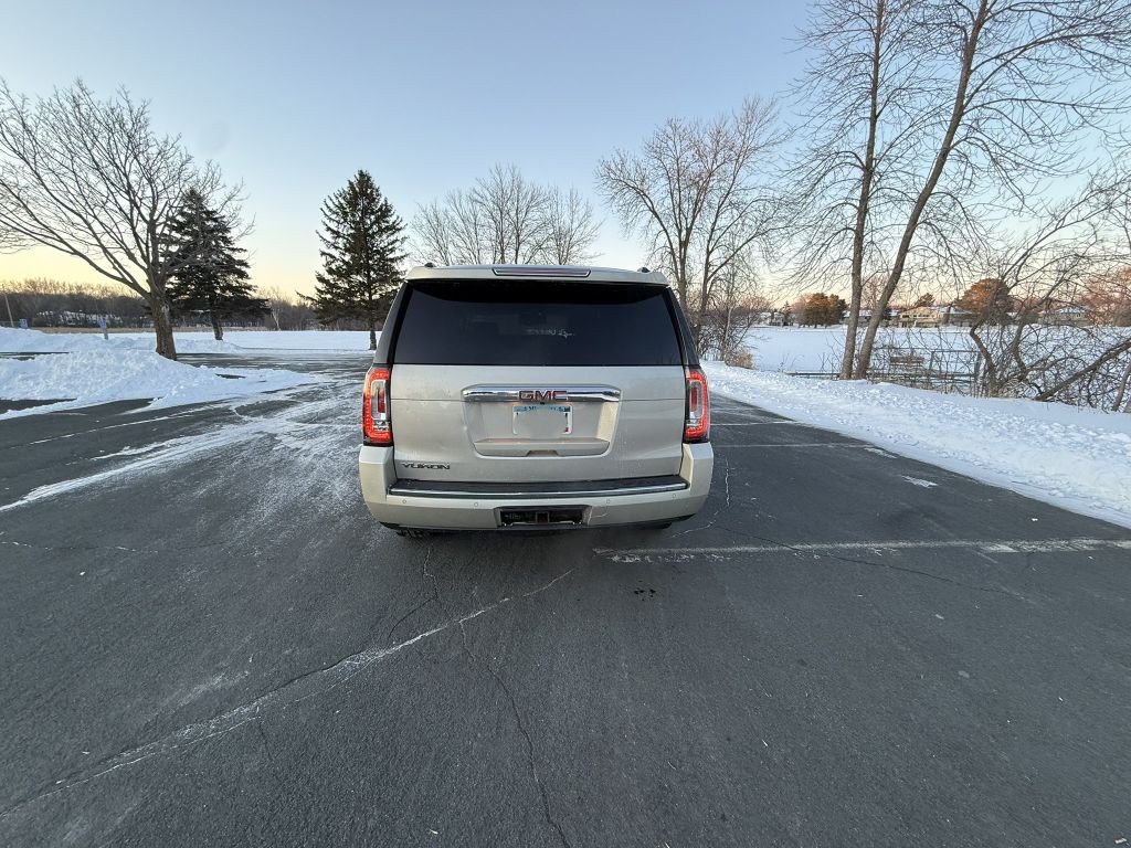 2015 GMC Yukon Image 20
