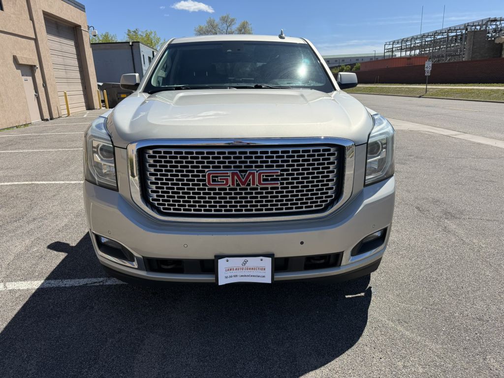 2015 GMC Yukon Image 9