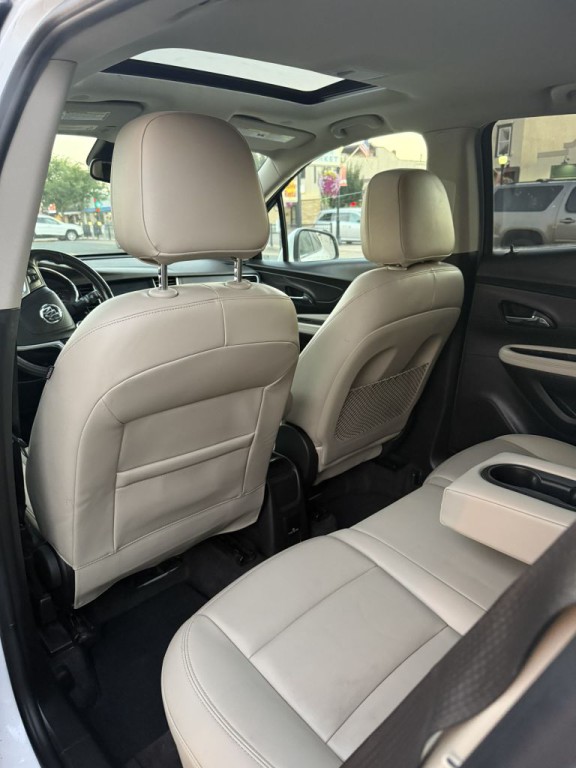 2017 Buick Enclave Image 8