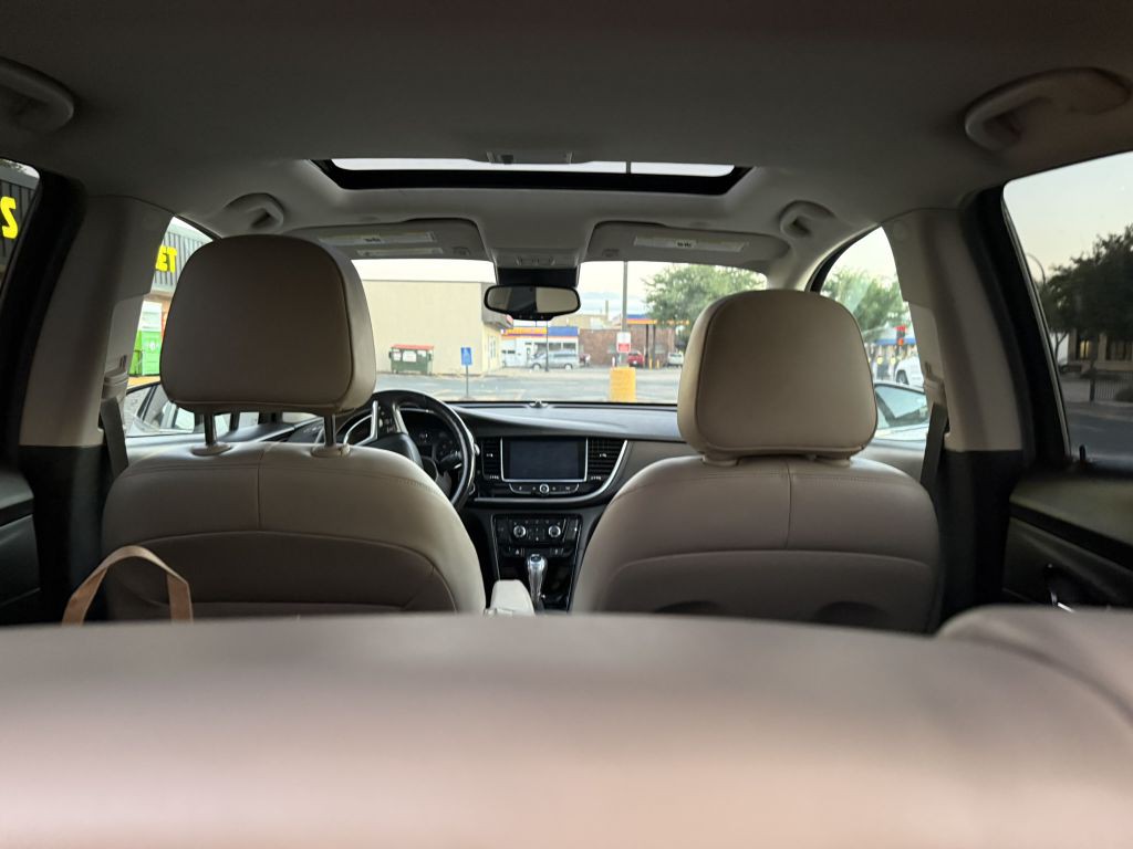 2017 Buick Enclave Image 10