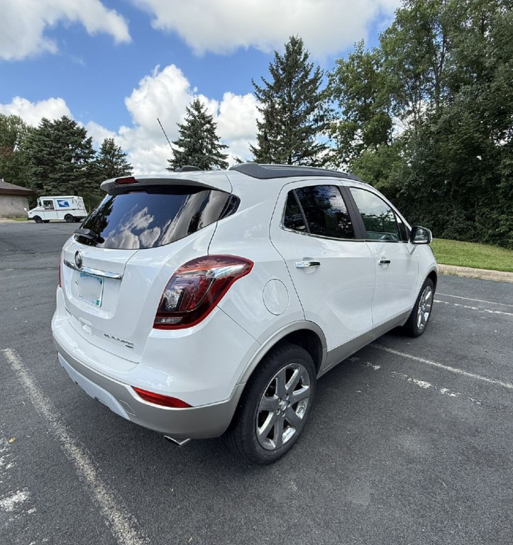 2017 Buick Enclave Image 17