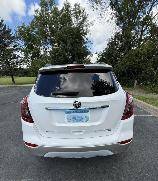 2017 Buick Enclave Image 18