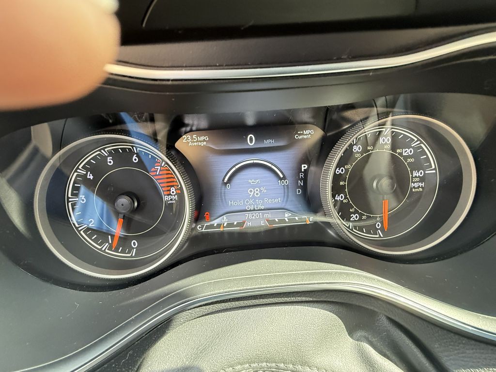 2019 Jeep Cherokee Image 8