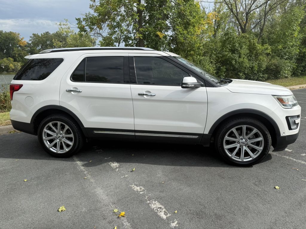 2017 Ford Explorer Image 3