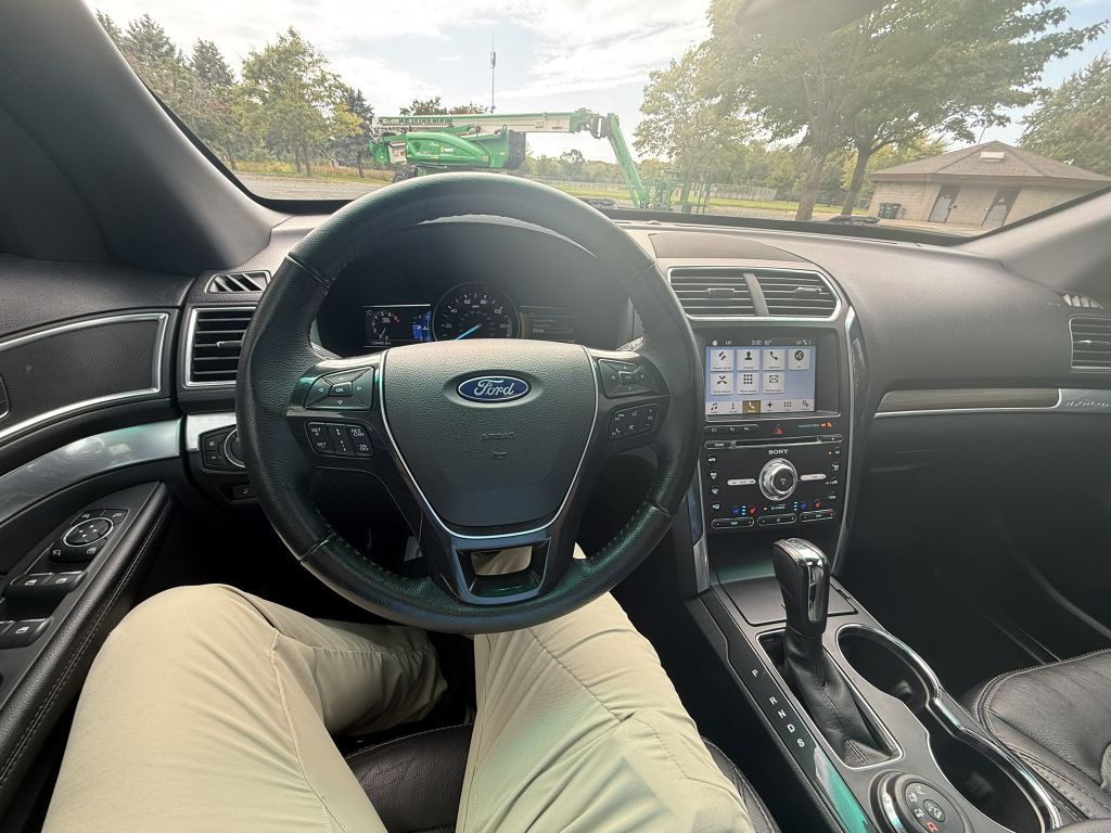 2017 Ford Explorer Image 15