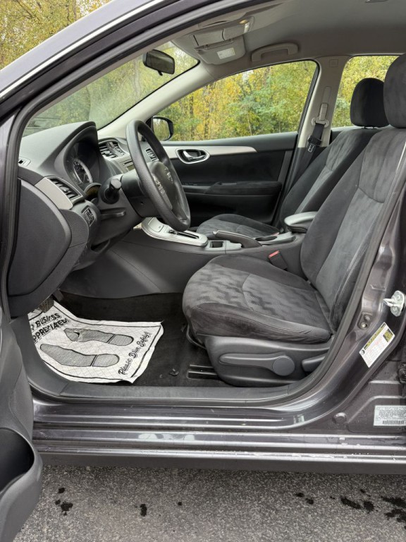 2013 Nissan Sentra Image 4