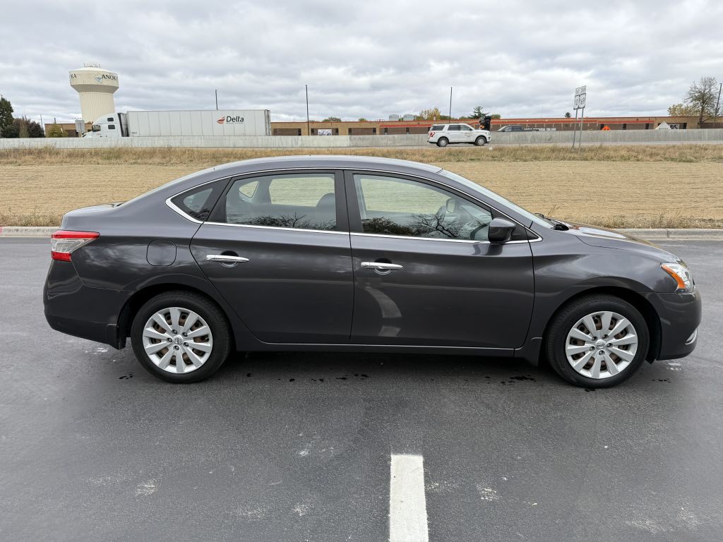 2013 Nissan Sentra Image 9