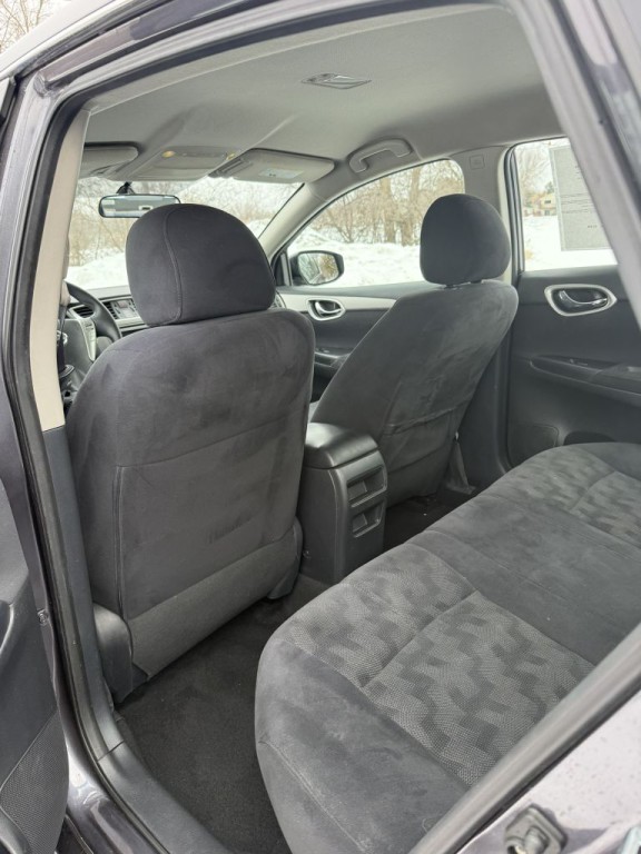 2013 Nissan Sentra Image 15