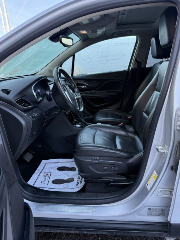 2017 Buick Enclave Image 2