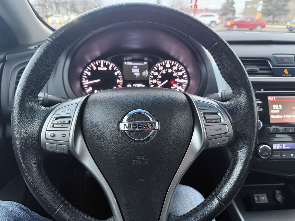 2014 Nissan Altima Image 7