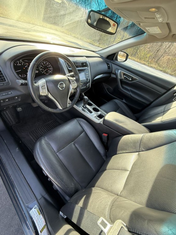 2014 Nissan Altima Image 11