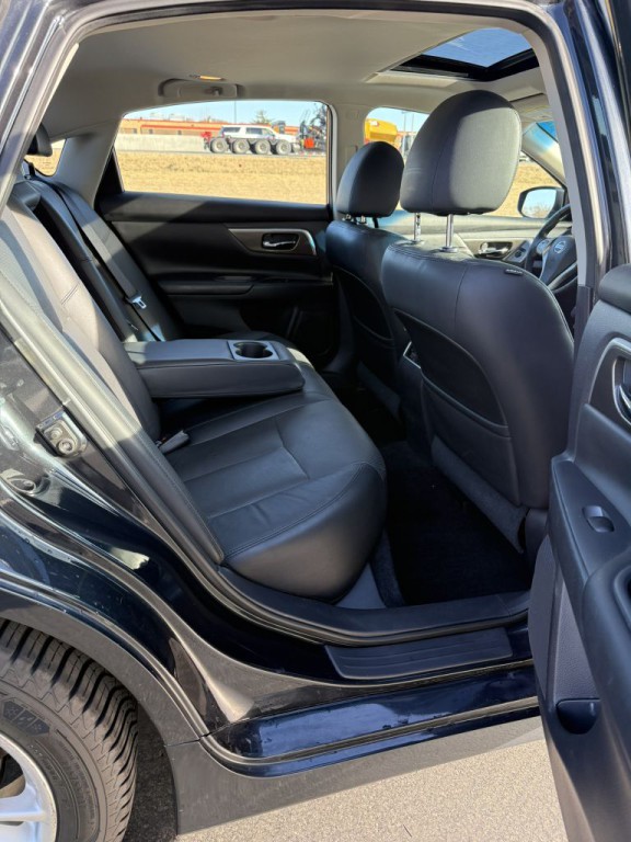 2014 Nissan Altima Image 14