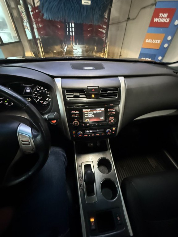 2014 Nissan Altima Image 9