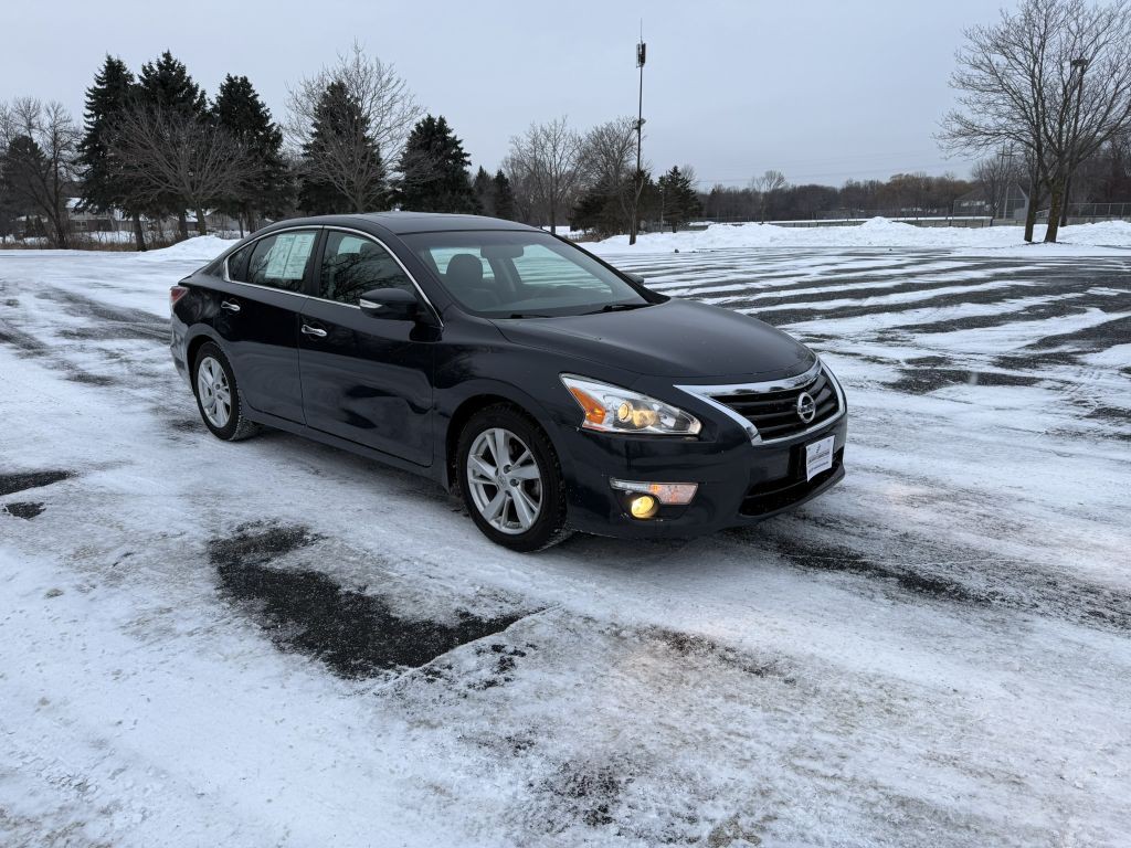 2014 Nissan Altima Image 11