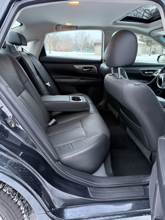 2014 Nissan Altima Image 18
