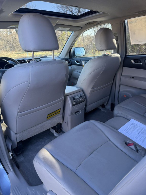2009 Toyota Highlander Image 16