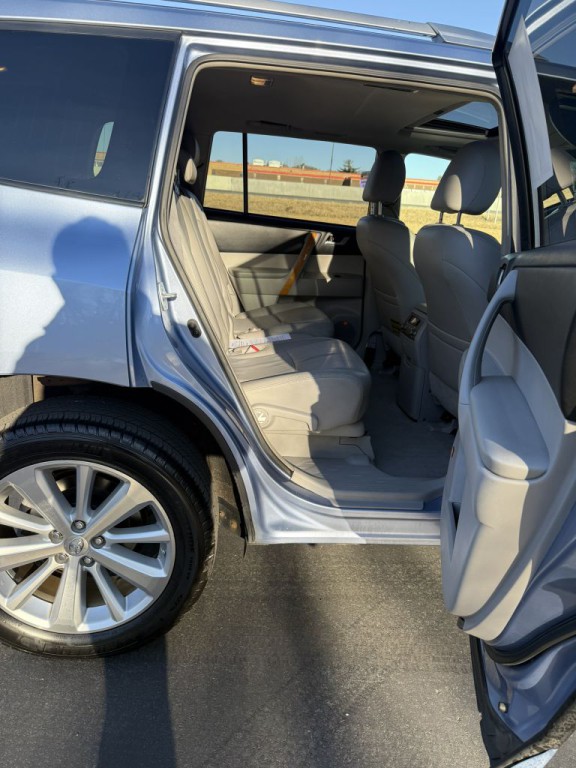 2009 Toyota Highlander Image 17