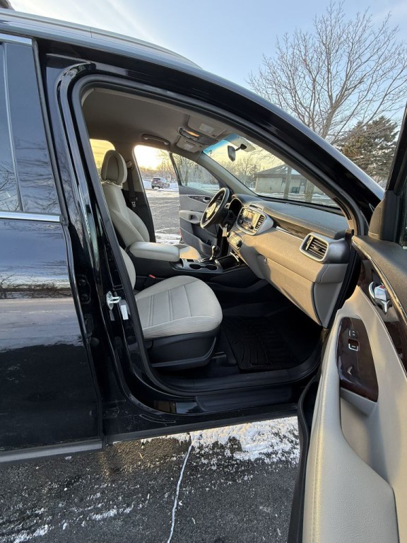 2017 Kia Sorento Image 20